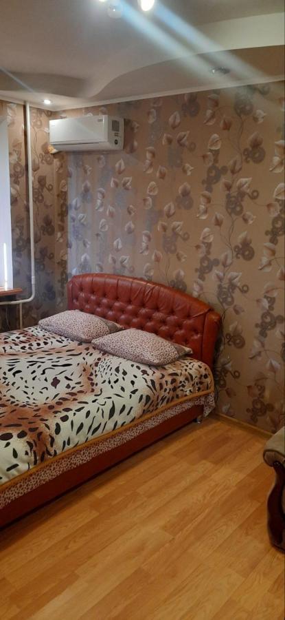 Аренда Квартиры Посуточно Çerkassi Dış mekan fotoğraf
